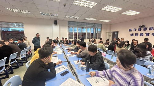 广东省教育研究院赴云浮开展粤东西北中小学美术教研帮扶活动